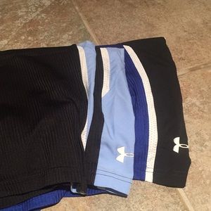Under Armour bundle.  Size XL GUC
